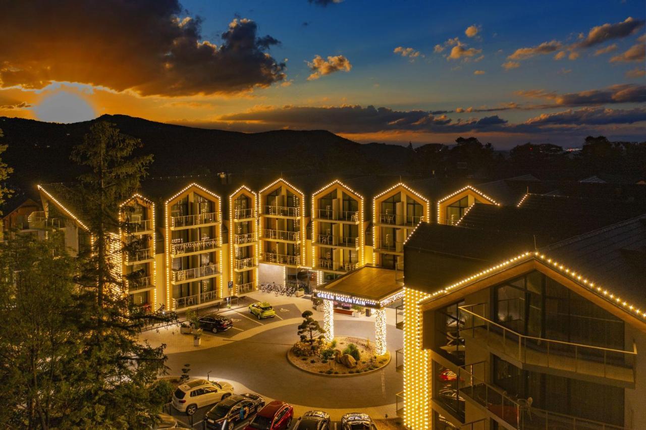Green Mountain 5* Hotel Karpacz Ngoại thất bức ảnh The Village at Mammoth