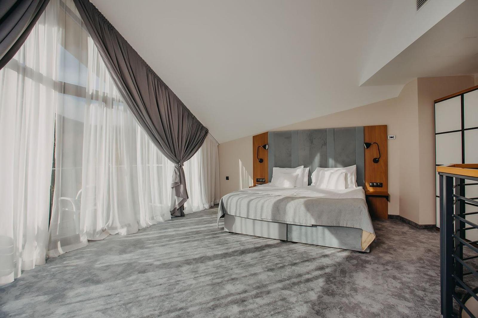 Green Mountain 5* Hotel Karpacz Ngoại thất bức ảnh A room at the hotel